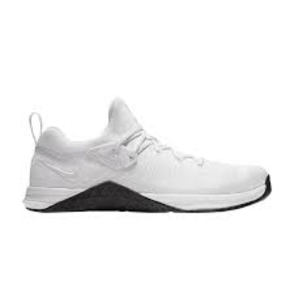 ❤️NWT Nike Nike Metcon Flyknit 3 Sneakers White/pl - Picture 3 of 6